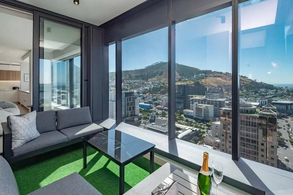 Exquisite Penthouse At The Rubik Cape Town Apartment 0*,